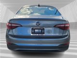 Certified 2022 Volkswagen Jetta SE image 5