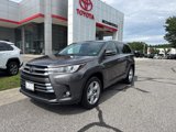 Used 2017 Toyota Highlander Limited image 2