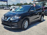 Used 2017 Nissan Rogue SV image 4