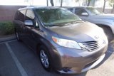 Used 2015 Toyota Sienna LE image 2