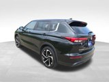 Used 2022 Mitsubishi Outlander ES image 3