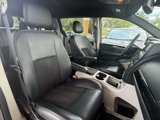Used 2019 Dodge Grand Caravan SXT image 2