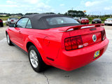 Used 2006 Ford Mustang Convertible image 6