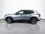 New 2025 Chevrolet Trax LT w/ Driver Confidence Package image 4