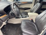 Used 2017 Lincoln MKC Select w/ Select Plus Package image 5
