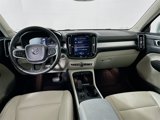 Used 2020 Volvo XC40 T5 Momentum w/ Protection Package Premier image 3