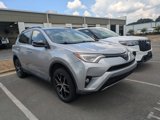 Used 2018 Toyota RAV4 SE image 3