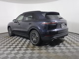 Used 2022 Porsche Cayenne image 3