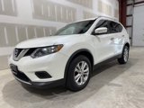 Used 2015 Nissan Rogue SV image 2