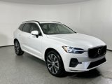 Used 2022 Volvo XC60 B5 Momentum w/ Advanced Package image 3