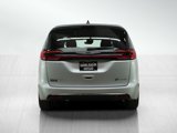 Used 2023 Chrysler Pacifica Touring-L image 5