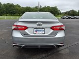 Used 2020 Toyota Camry SE image 4
