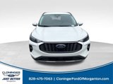 New 2025 Ford Escape SE image 3