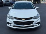 Used 2018 Chevrolet Cruze L image 3