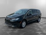 Used 2023 Chrysler Voyager LX image 3