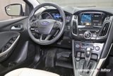 Used 2017 Ford Focus Titanium image 5