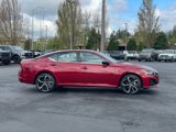 Used 2024 Nissan Altima 2.5 SR w/ SR Premium Package image 2