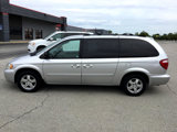 Used 2007 Dodge Grand Caravan SXT image 2