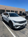 Used 2024 Volkswagen Tiguan SE image 2