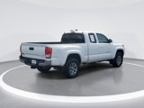 Used 2017 Toyota Tacoma SR5 image 3