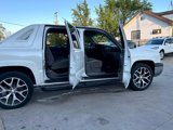 Used 2005 Chevrolet Avalanche Z66 w/ Preferred Equipment Group image 3