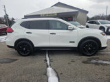 Used 2017 Nissan Rogue SV image 5