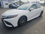 Used 2023 Toyota Camry SE image 2