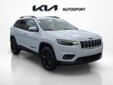 Used 2020 Jeep Cherokee Latitude Plus image 3