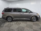 Used 2019 Toyota Sienna LE image 2
