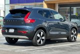 Certified 2022 Volvo XC40 T5 Momentum w/ Premium Package image 4