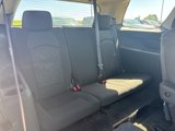 Used 2010 GMC Acadia SLE image 6