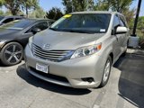 Used 2015 Toyota Sienna LE image 3