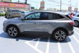 Used 2022 Ford Escape SE w/ SE Sport Appearance Package image 4