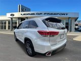 Used 2019 Toyota Highlander SE image 4