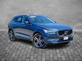 Used 2020 Volvo XC60 T5 Momentum image 2