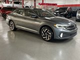 Used 2022 Volkswagen Jetta SEL image 2