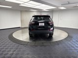 Used 2018 Jeep Compass Latitude image 4