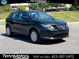 Used 2018 Nissan Rogue Sport S image 2