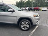 Used 2019 Jeep Cherokee Limited image 5