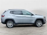 Used 2022 Jeep Compass Latitude image 6