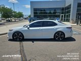 Used 2018 Toyota Camry XSE image 3
