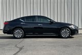 Used 2024 Nissan Altima 2.5 SV w/ SV Premium Package image 4