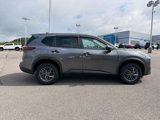 Used 2025 Nissan Rogue S image 6