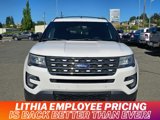 Used 2017 Ford Explorer XLT image 5