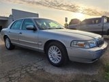 Used 2009 Mercury Grand Marquis LS image 2