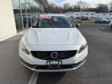 Used 2018 Volvo V60 T5 Cross Country image 4