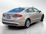 Used 2017 Ford Fusion SE w/ Fusion SE Technology Package image 5