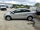 Used 2013 Kia Rio EX w/ Convenience Pkg image 3