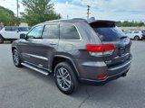 Used 2017 Jeep Grand Cherokee Limited image 3