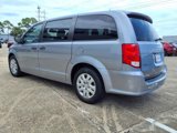 Used 2019 Dodge Grand Caravan SE image 3